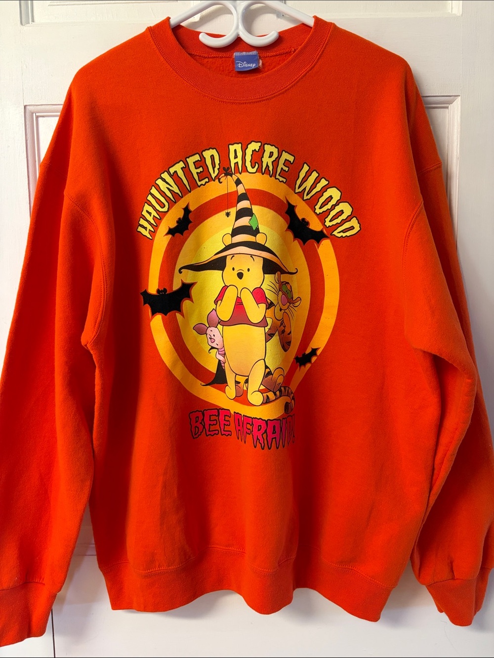 Disney Vintage Winnie The Pooh Halloween Bee Afraid Haunted Acre Wood sweatshirt